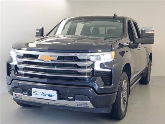CHEVROLET SILVERADO 5.3 V8 GASOLINA 1500 HIGH COUNTRY 4X4 AUTOMÁTICO CHEVROLET SILVERADO 5.3 V8 GASOLINA 1500 HIGH COUNTRY 4X4 AUTOMÁTICO